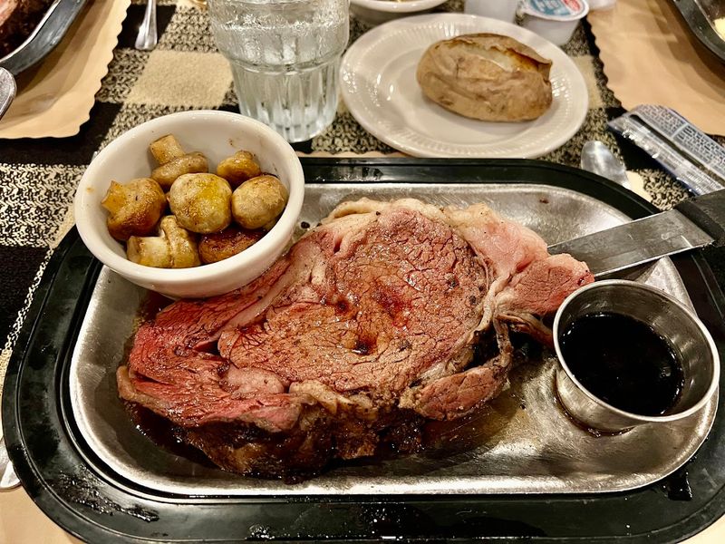 Roepke's Village Inn — Charlesburg