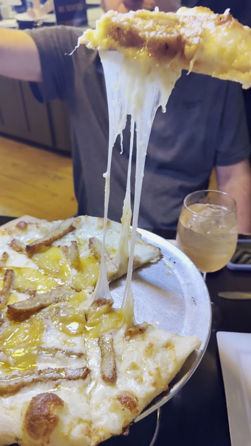 Sweet and Salty Pizza: The One That Surprises Everyone