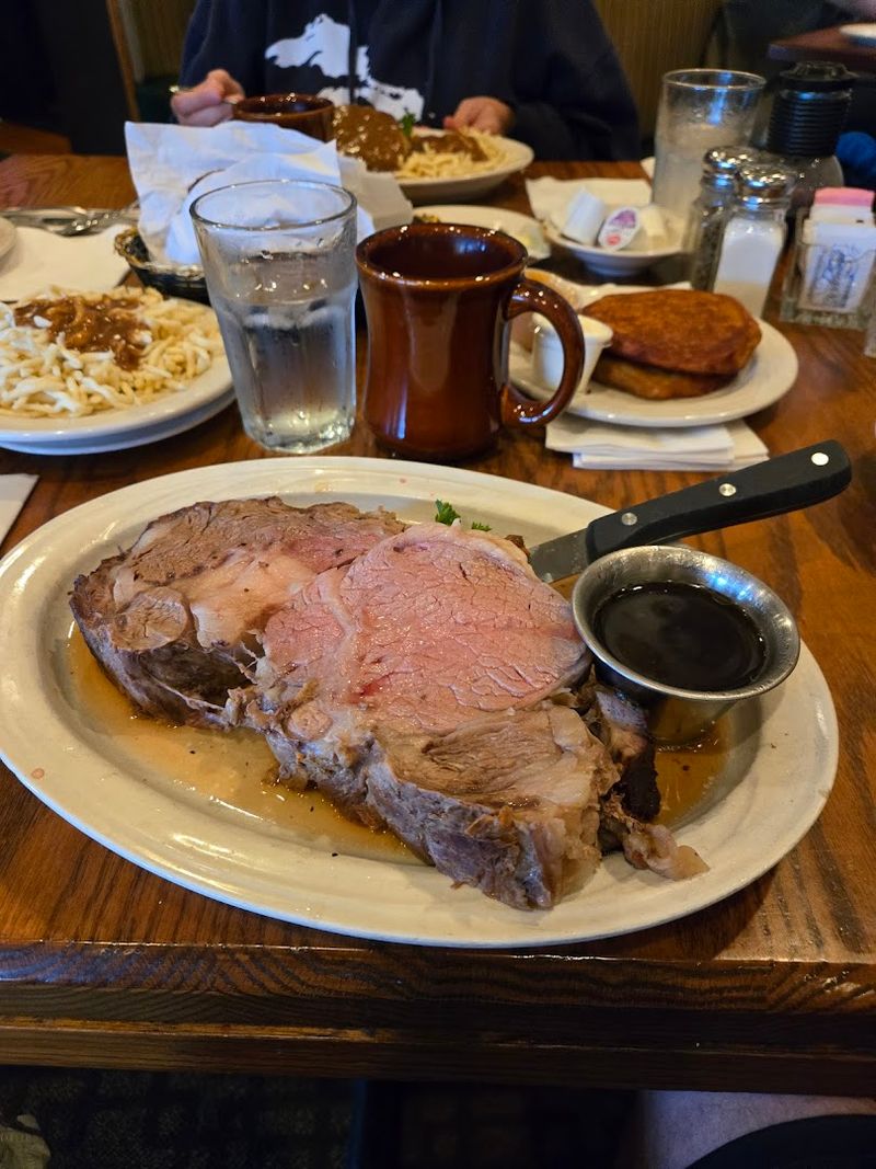 Daily Specials and the Rotating Dishes That Keep Regulars Coming Back