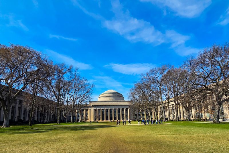 Massachusetts Institute of Technology (MIT), USA