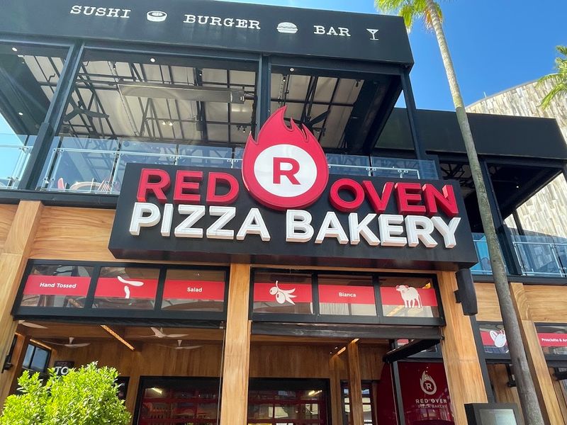 Red Oven Pizza Bakery (Disney Springs)