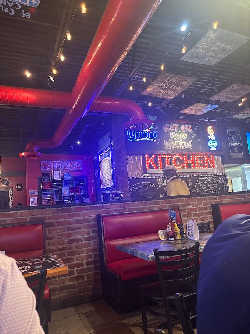 The Atmosphere: Upbeat Energy That Does Not Overwhelm