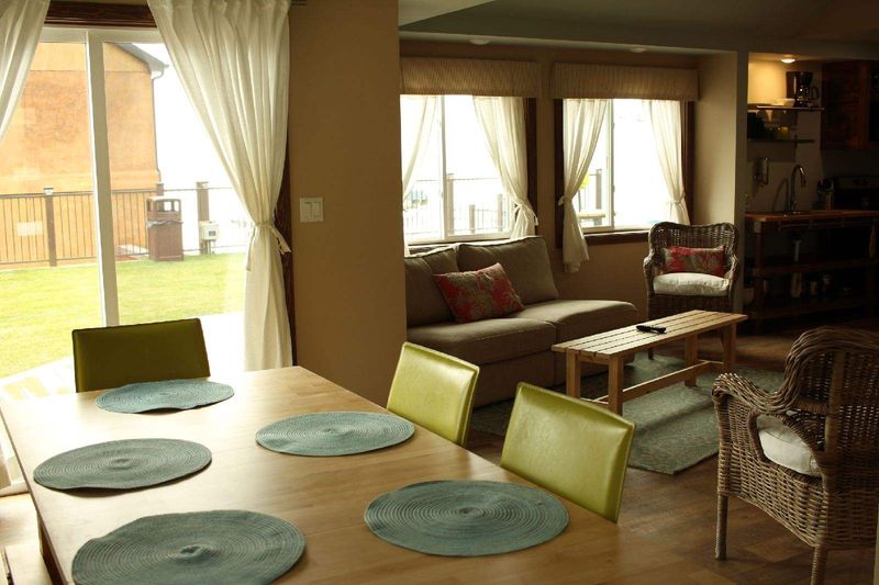 How the Resort Handles Groups and Big Families