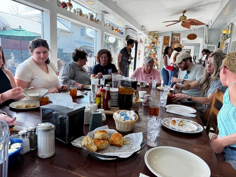 Monell's — Nashville