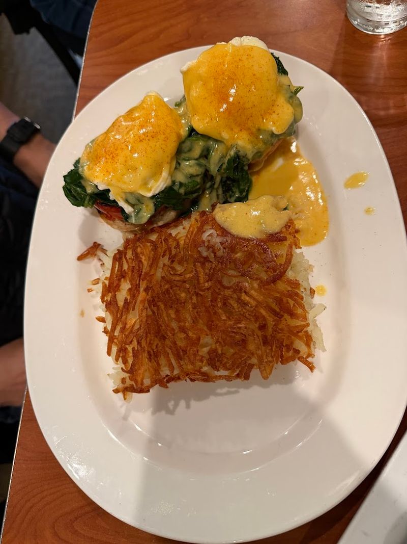 Wisconsin, Blue’s Egg (Milwaukee)