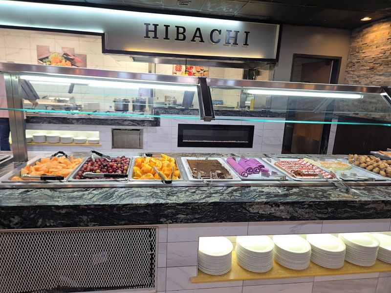 King Buffet (Louisville area) — Massive Selection, Big Crowds