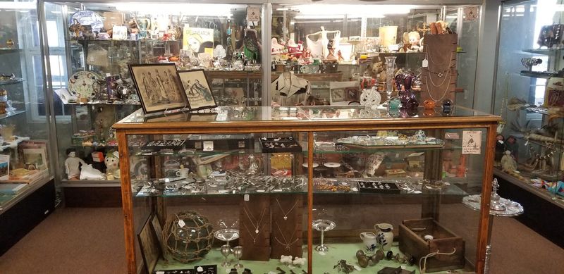 Crystal, China, and Glassware Worth a Second Look