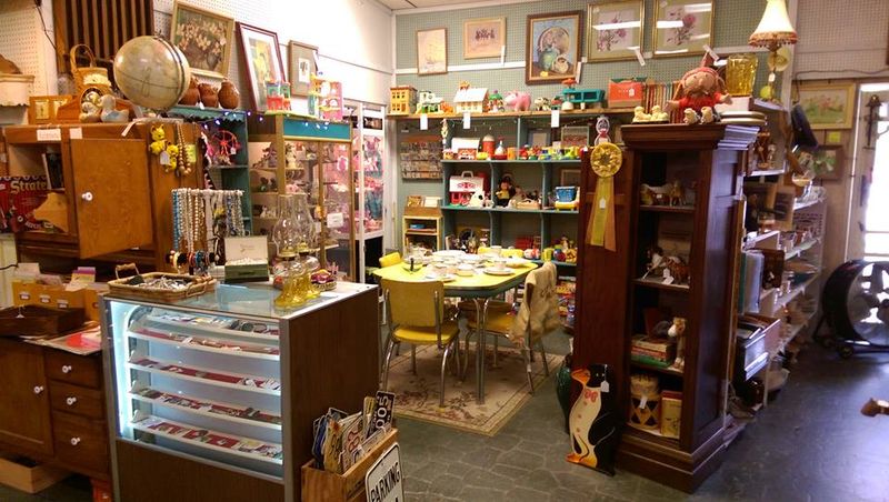 Combining the Mall Visit With a Lake Michigan Day Trip