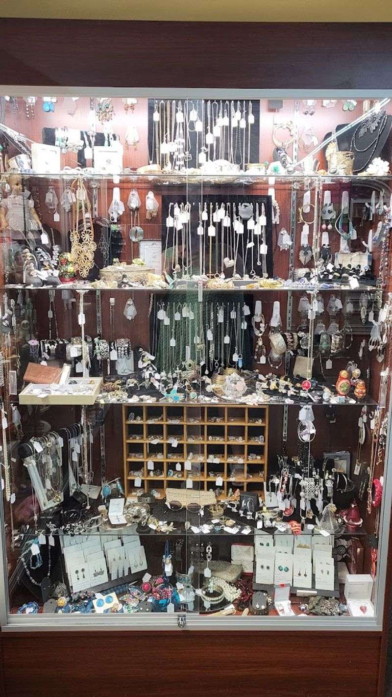 The Showcase Cases and How Staff Actually Handle Them