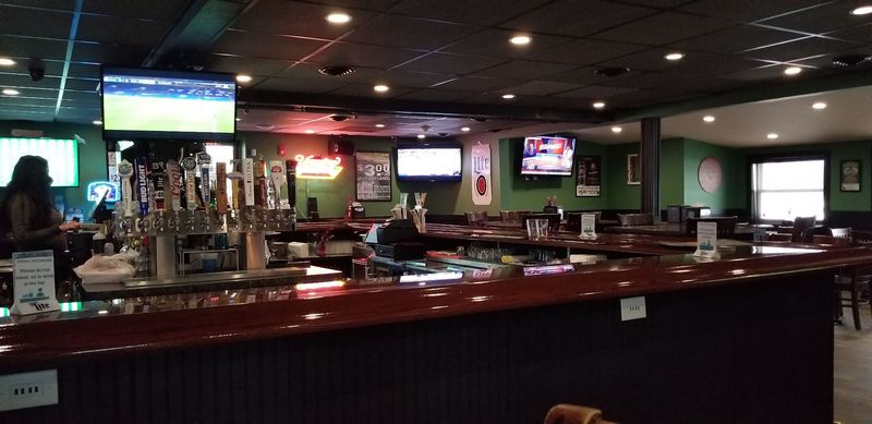 How the Pub Handles Big Groups