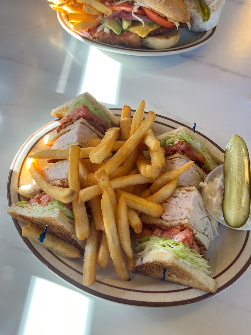 Beyond Breakfast: Lunch Worth Planning For