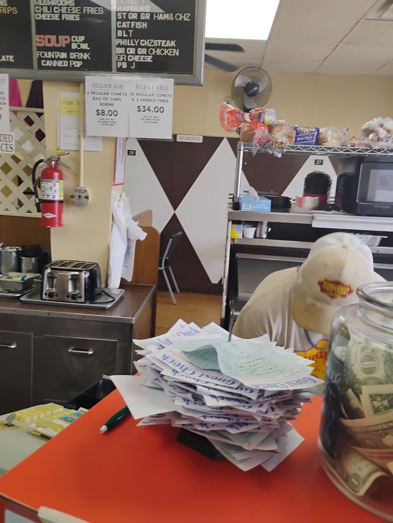 The Throwback Diner Atmosphere You Cannot Fake