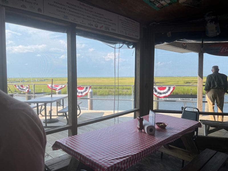 The Screened-In Bar Area and Its Outdoor Appeal