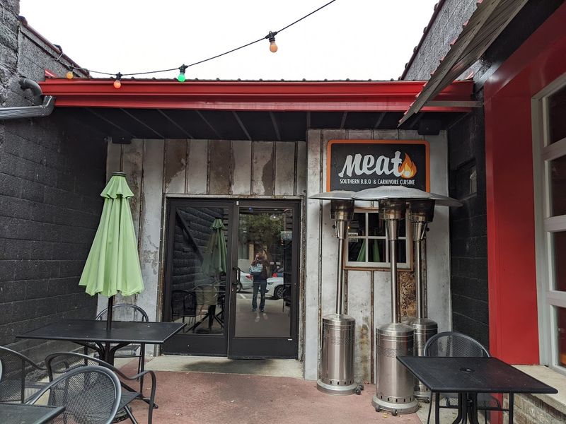 Dining Options Beyond the Table