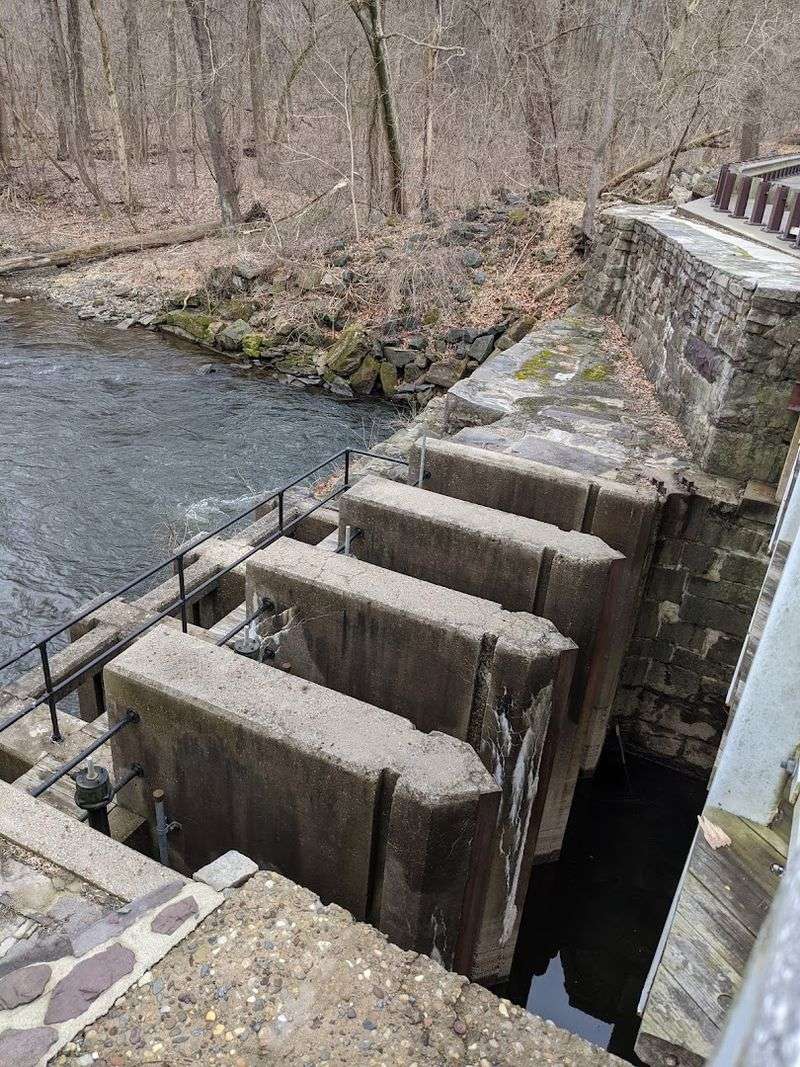 A Canal History Worth Knowing