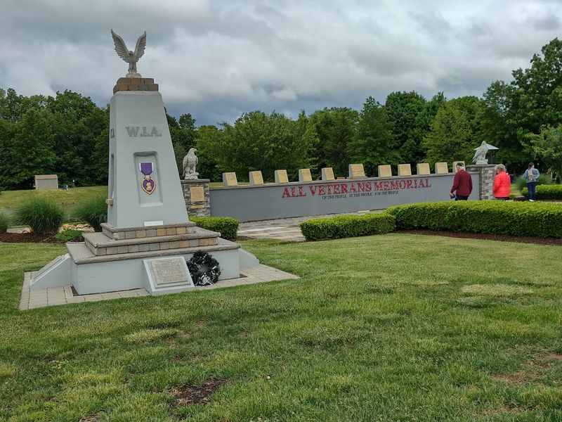 A Veterans Memorial Worth Slowing Down For