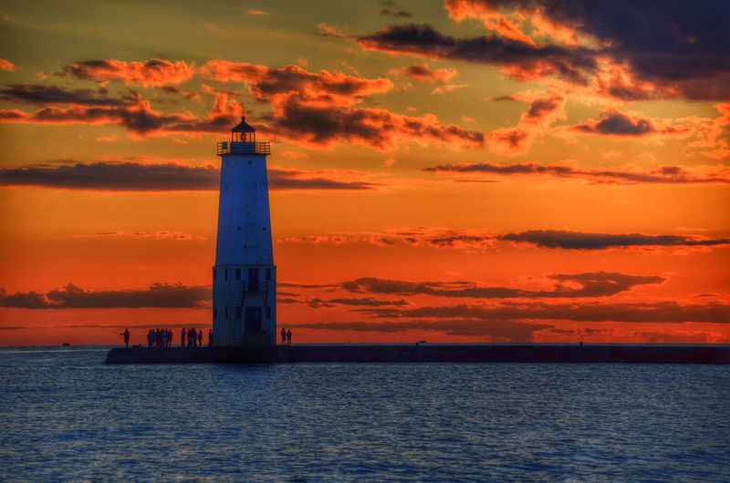 The Lighthouse View That Keeps People Coming Back