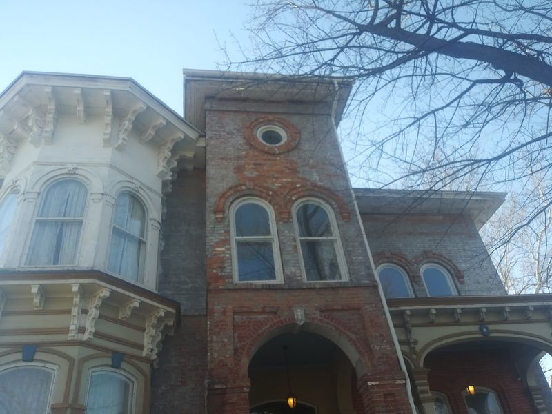 The Ghost Stories That Keep People Coming Back