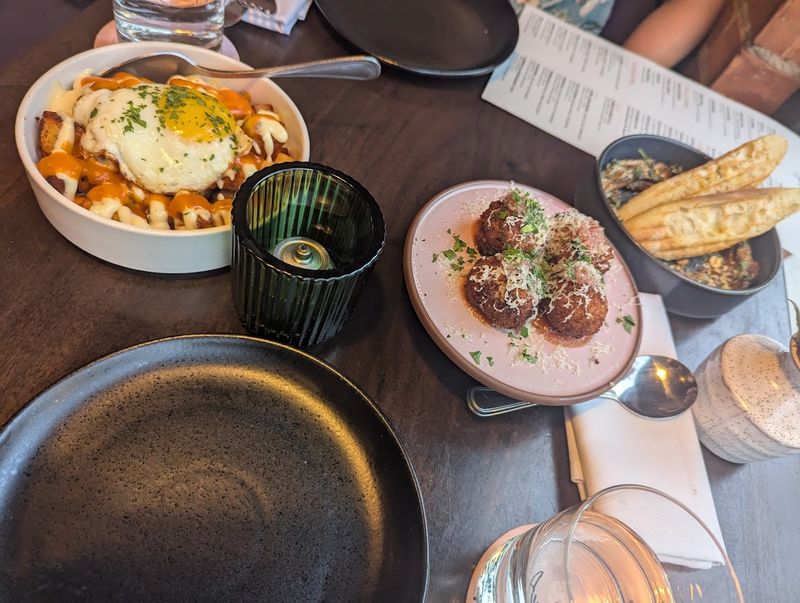 The Story Behind the Spanish Concept in a Midwest College Town