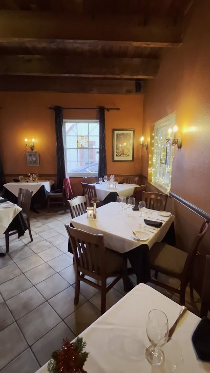 The Romantic Atmosphere That Sets the Tone All Evening