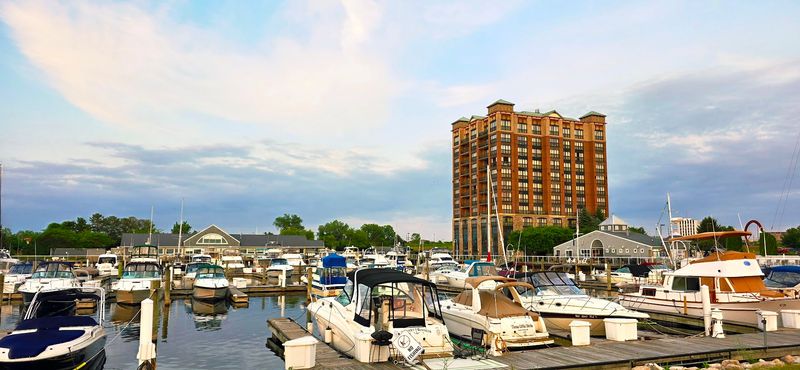 A Resort Vibe That Does Not Require a Suitcase