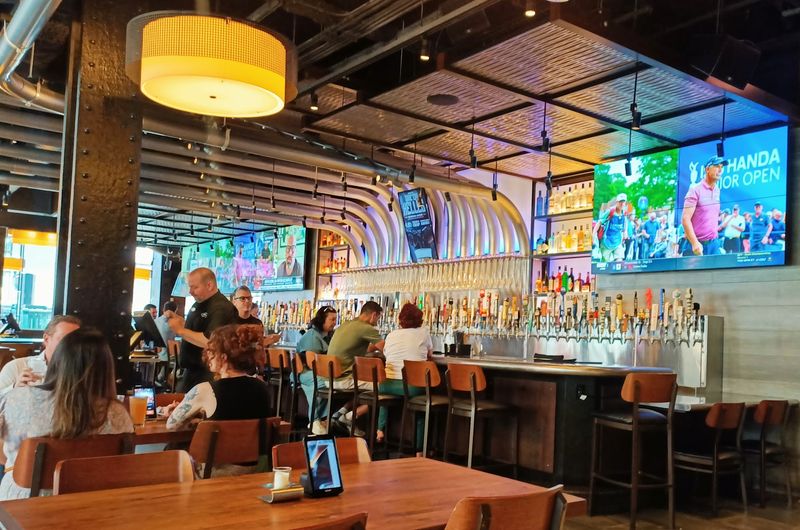 Yard House — Times Square Area