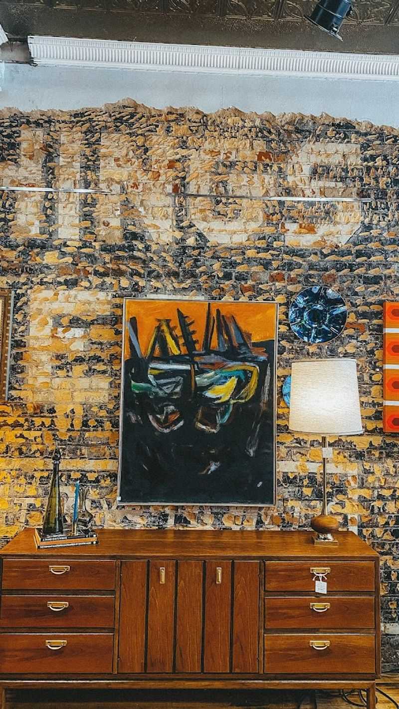 Local Artists and Fresh Florals Enter the Picture