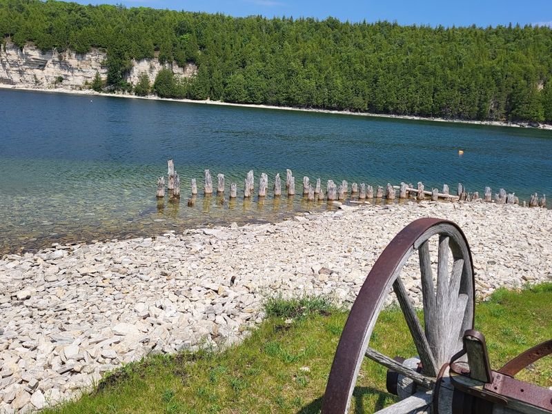 Kayaking the Cliffs From Water Level