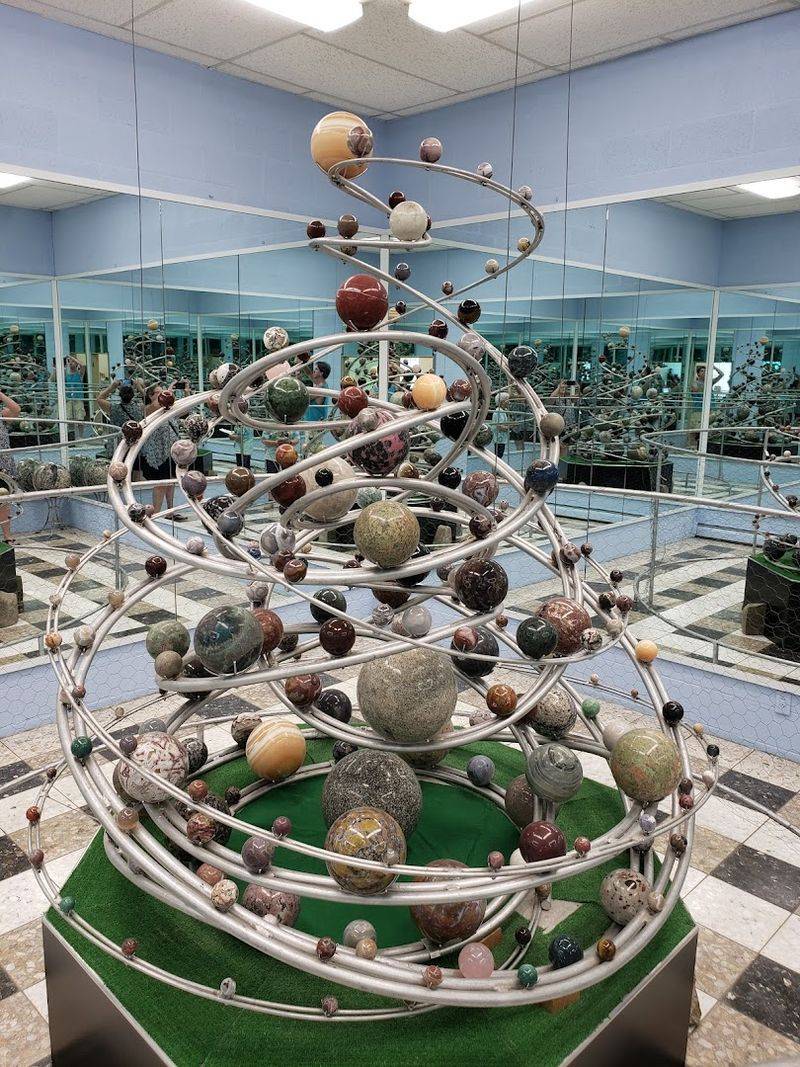 Paul Broste Rock Museum — Parshall