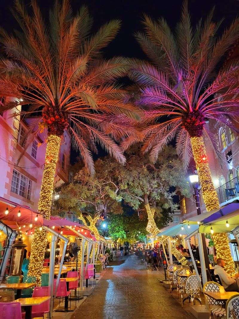 Española Way - Miami Beach