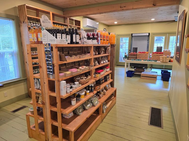 Troyer's Country Amish Blatz — Fairview (near Asheville)