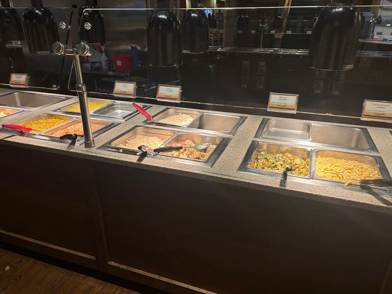 Emzara's Buffet (Williamstown) — Destination Dining