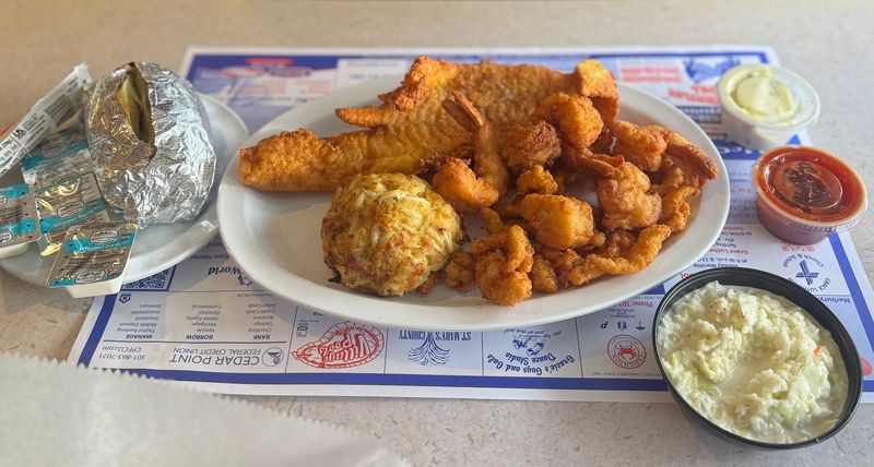 Captain John's Crab House — Newburg