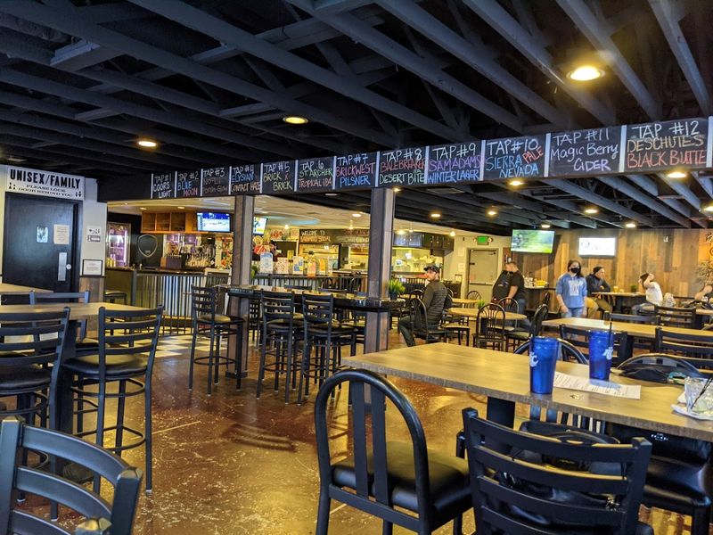 Barnwood Social Kitchen & Tavern - Spokane