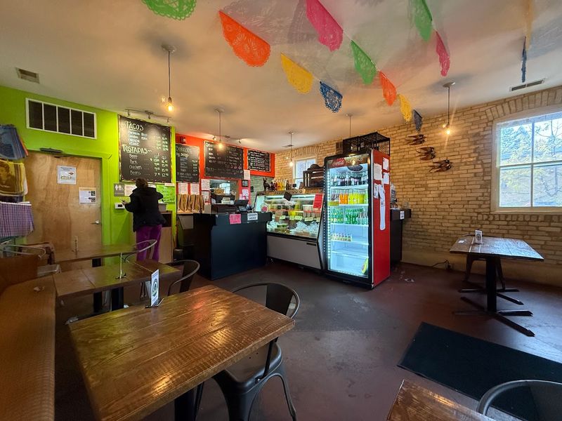 <h2>A Farmers Market Beginning With Staying Power</h2>