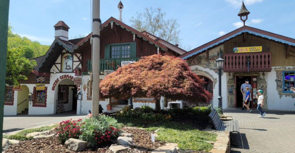 12 Charming North Georgia Towns Worth Visiting on Your Next Weekend Trip