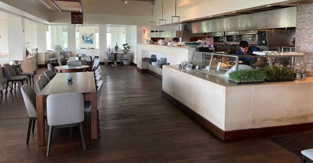 12 Florida Restaurants That Feel Like a Tropical Vacation