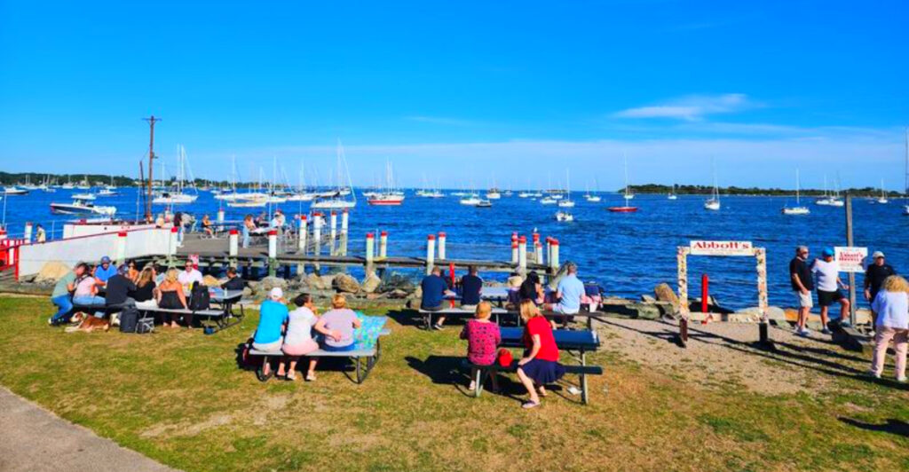 12 Must-Try Seafood Restaurants in New England