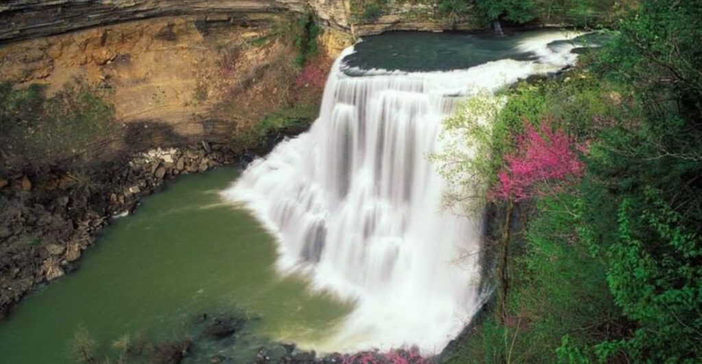 12 Tennessee Hikes That Prove You Do Not Need Big Miles for Big Scenery