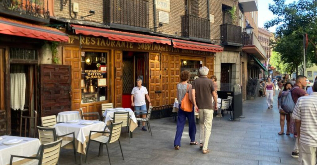 14 Places to Eat Around the World That Feel More Memorable Than the Landmarks
