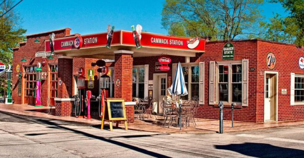 15 Indiana Cafes Where Pork Tenderloin Plates Still Feel Like Tradition