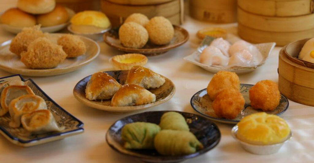 15 New York Buffets That Are Blowing Up With Food Lovers