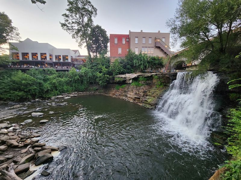 17 River Grille in Chagrin Falls