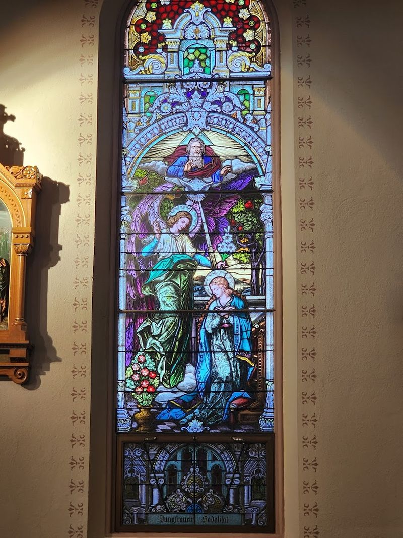 48 Stained-Glass Windows That Turn Sunlight Into Something Sacred 48 Stained-Glass Windows That Turn Sunlight Into Something Sacred