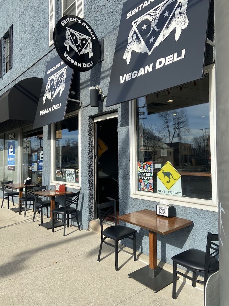 Seitan's Realm — Columbus