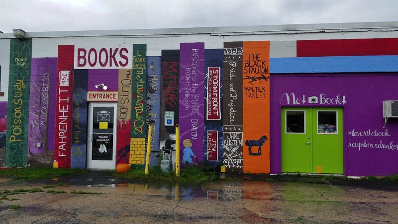 A Bookstore Born From a Single Shelf A Bookstore Born From a Single Shelf