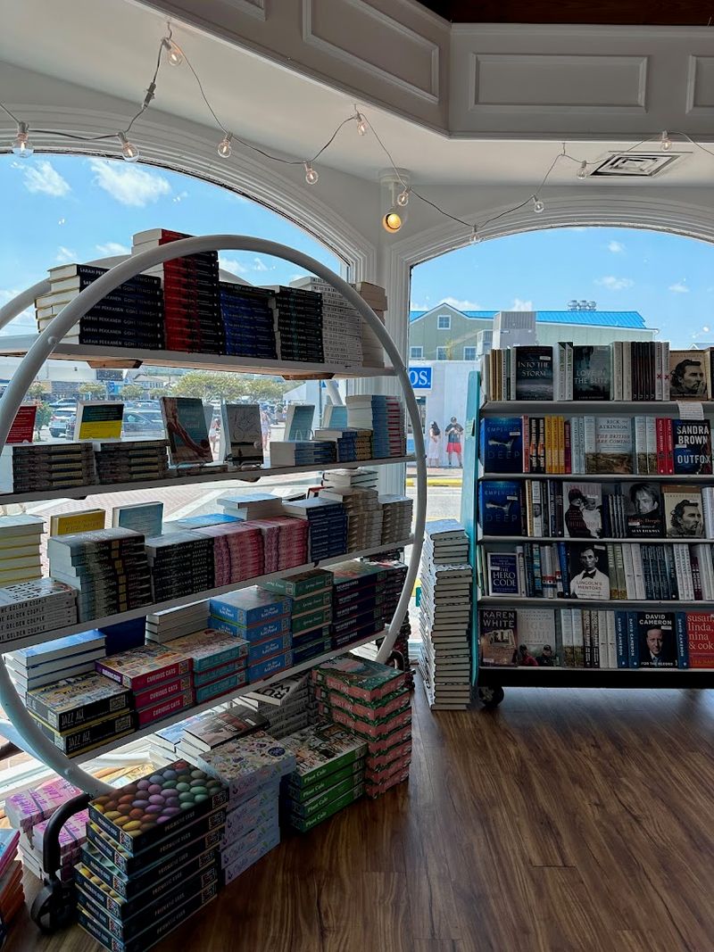 A Bookstore Powered by Real Readers A Bookstore Powered by Real Readers