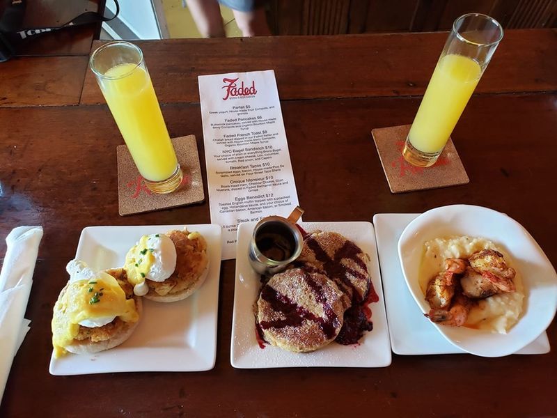 A Brunch Worth Waking Up Early For A Brunch Worth Waking Up Early For