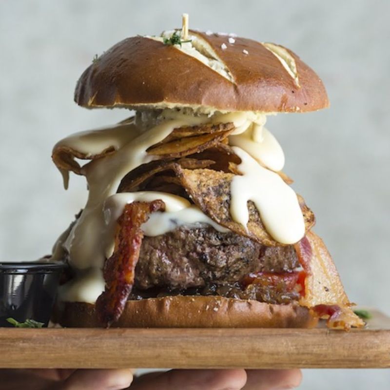 A Burger Menu That Takes the Concept Seriously A Burger Menu That Takes the Concept Seriously