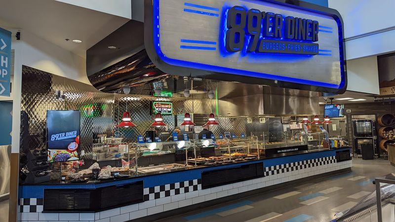 A Full Roster of Dining Stations Worth Exploring A Full Roster of Dining Stations Worth Exploring